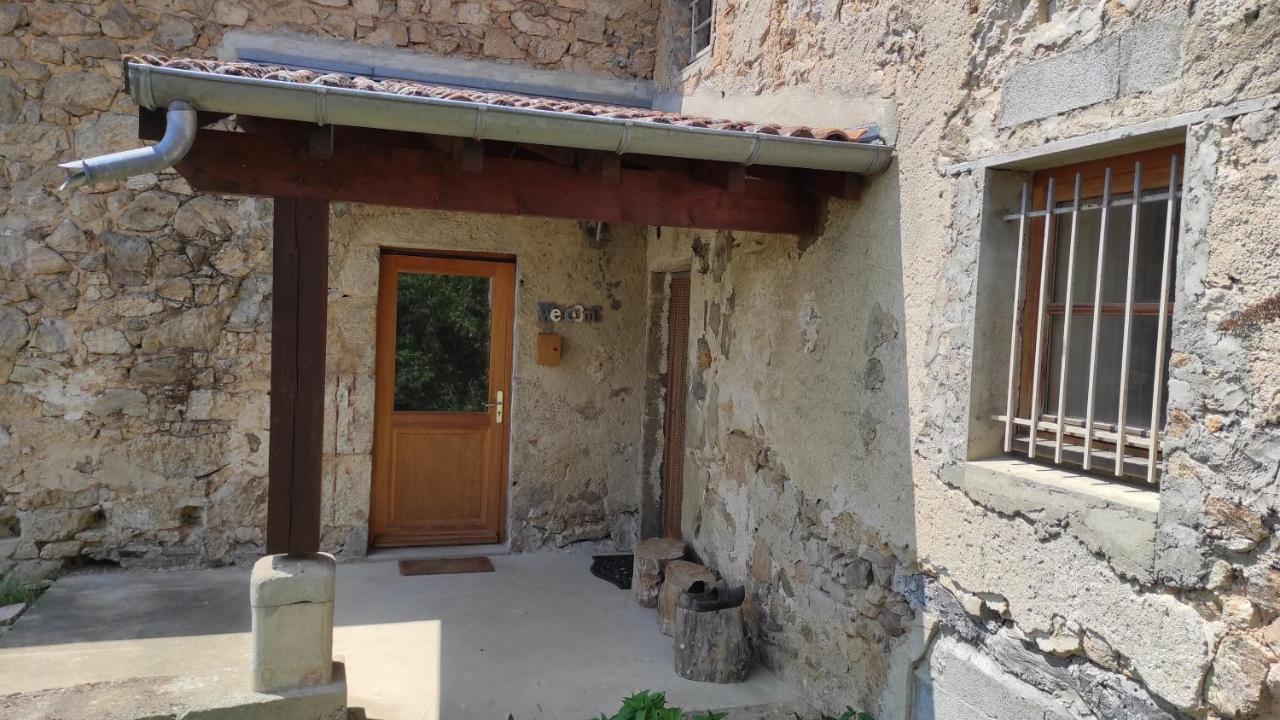Ancienne Ferme Tranquille En Haute Ardeche Etables  Exterior photo